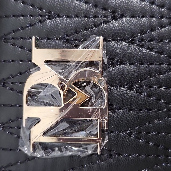 Badgley Mischka Long Wallet with Phone Pocket & Wristlet - NWT MSRP $59 - Picture 3 of 8